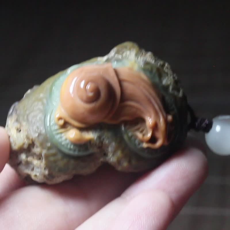 【蜗牛】手玩件/天然阿拉善玛瑙/俏色巧雕手把件/设计巧妙可爱 - 项链 - 玉石 橘色
