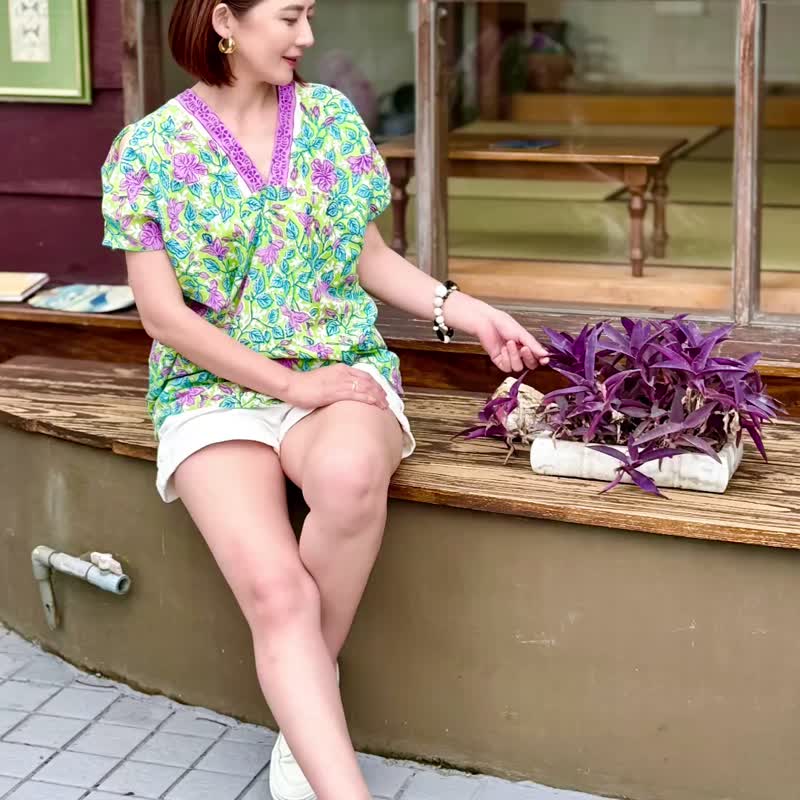 独一无二纯棉手工印染紫色花朵绿叶柔软透气凉爽四角衣四方衣 - 女装衬衫 - 棉．麻 紫色