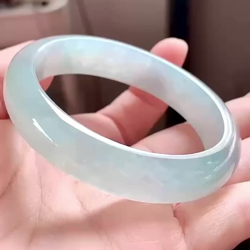 冰种 天然翡翠 缅甸 A玉 玉镯 • 冰种天空蓝翡翠贵妃镯 - 手链/手环 - 玉石 蓝色