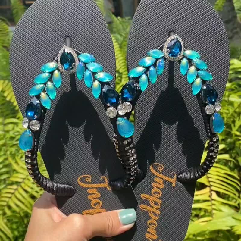 Jeweled Bling Flip Flops Bridal flip flop Rhinestone Sandals Beach Sandals - 拖鞋 - 其他材质 黑色