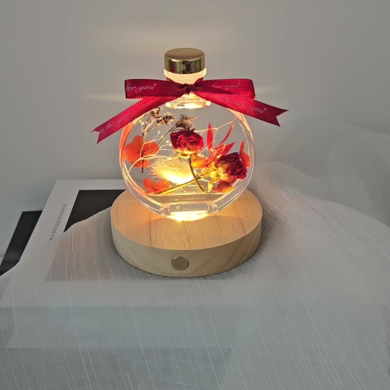 浮游花瓶 浮游花夜灯 永生花礼 生日礼物 毕业礼物 - 干燥花/捧花 - 植物．花 多色