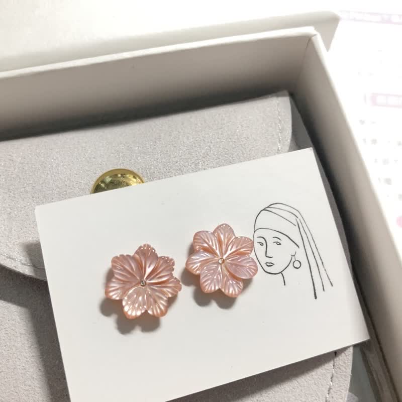 【七叶】天然粉贝壳贝母 全925纯银耳针/耳夹 - 耳环/耳夹 - 纯银 粉红色