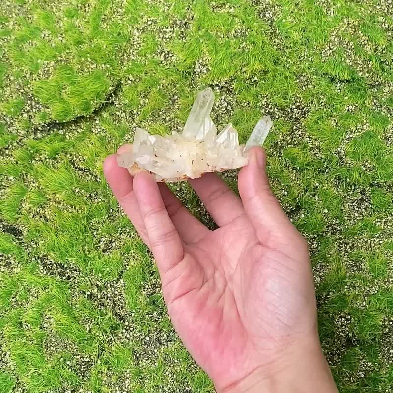 天然原矿能量白水晶簇 疗愈 开运 消磁手链 快速出货 入厝礼物 - 摆饰 - 水晶 白色