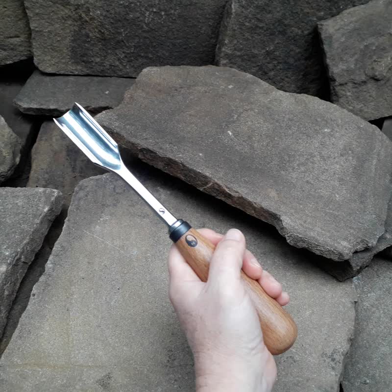 Forged gouge chisel. Woodcarving chisel. - 零件/散装材料/工具 - 其他金属 