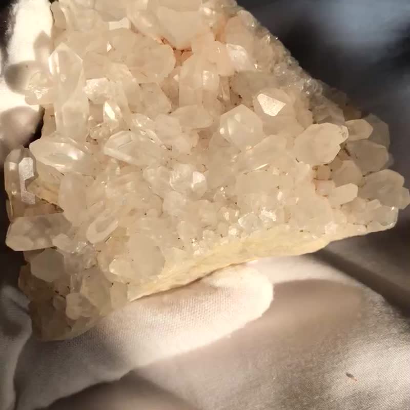 白水晶 磨沙透体 闪亮 白水晶簇 手握 - 摆饰 - 水晶 透明