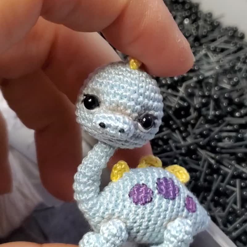 极其微型的钩编小狗。微型玩具屋。 Amigurumi 毛绒动物。 - 玩偶/公仔 - 棉．麻 蓝色