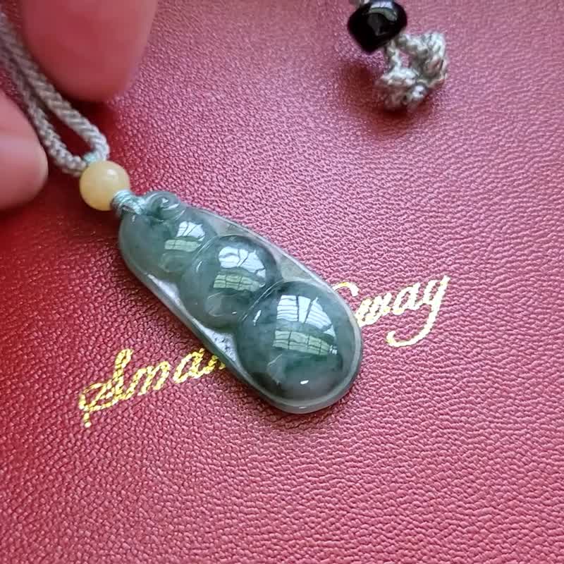 【亲翠】天然翡翠 冰飘绿花法式美感胖豆豆调整式绳链 连中三元 - 项链 - 玉石 多色
