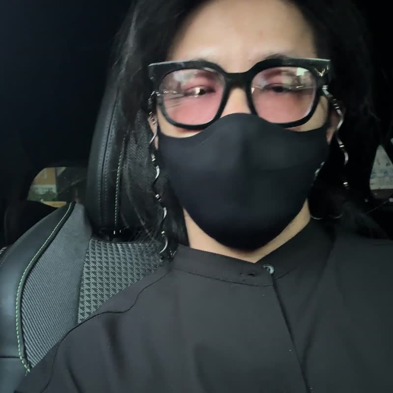 - Namii - 眼镜链 / 项链 / 口罩链 / 眼镜挂绳 / 台湾电镀制作 - 项链 - 铜/黄铜 灰色