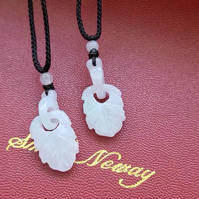 【亲翠】天然翡翠 白冰手雕立体叶子环环相扣调整式绳链 大叶有成 - 项链 - 玉石 白色