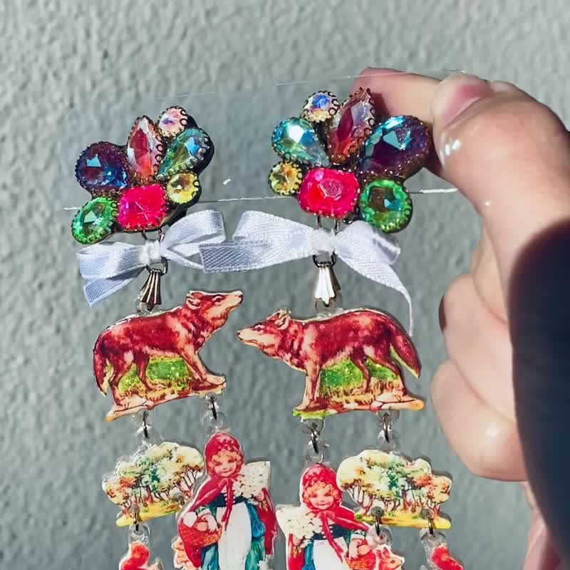 极光森林梦幻耳环 - 耳环/耳夹 - 塑料 多色