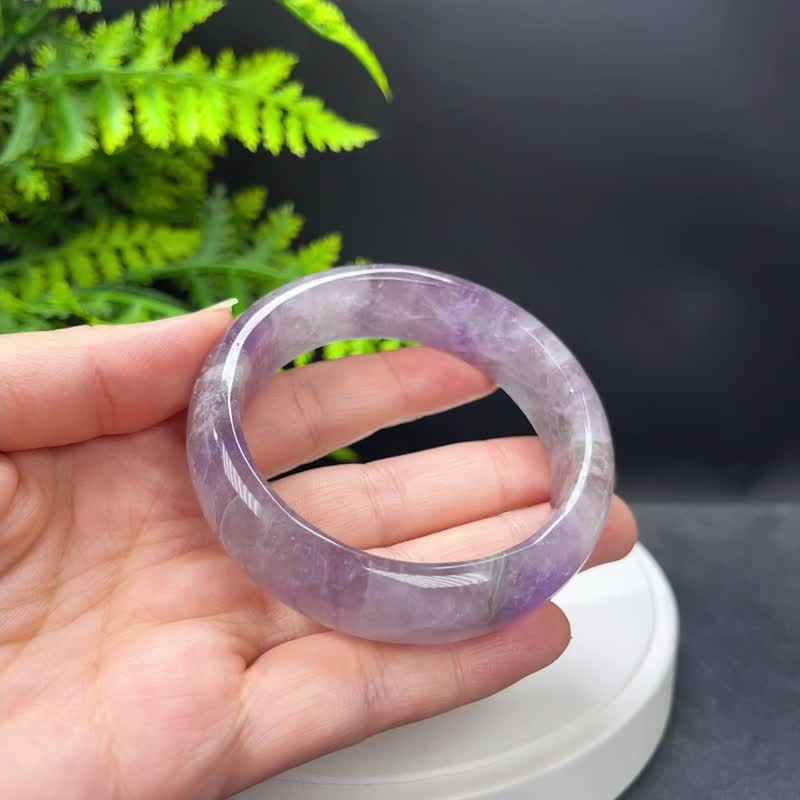 薰衣草紫水晶手镯 57MM 星光透感浅紫水晶手环 智慧创意洞悉世事 - 手链/手环 - 水晶 紫色