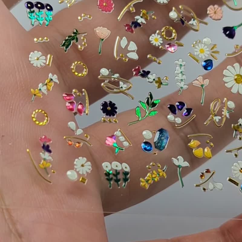 【专业用】美甲贴纸 3D Art 小花【韩国制】 - 指甲油/指甲贴 - 纸 金色