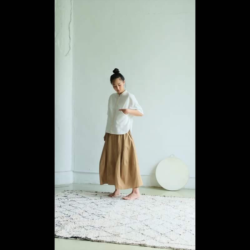 前短后长弧形衬衫 / 亚麻 黑 - 女装衬衫 - 棉．麻 黑色