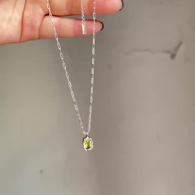 S925银1.5克拉双色绿碧玺全净玻璃体项链 - 项链 - 纯银 