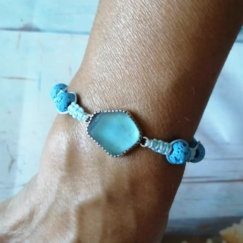 Beach bracelet.Sea glass bracelet for Beach wedding jewelry.Handmade jewelry - 手链/手环 - 玻璃 蓝色