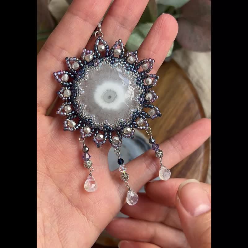 Solar Quartz 太阳花 玻璃米珠x天然石 串珠吊坠 配宝石链 - 项链 - 水晶 蓝色