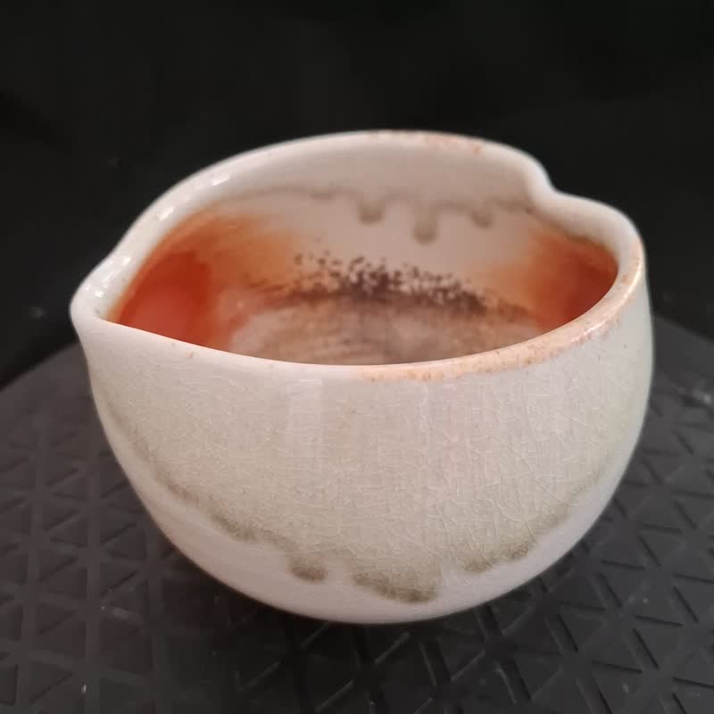 爱心形抹茶碗手拉胚柴烧茶碗自然落灰火吻个性商品最佳礼物纪念品 - 茶具/茶杯 - 陶 金色