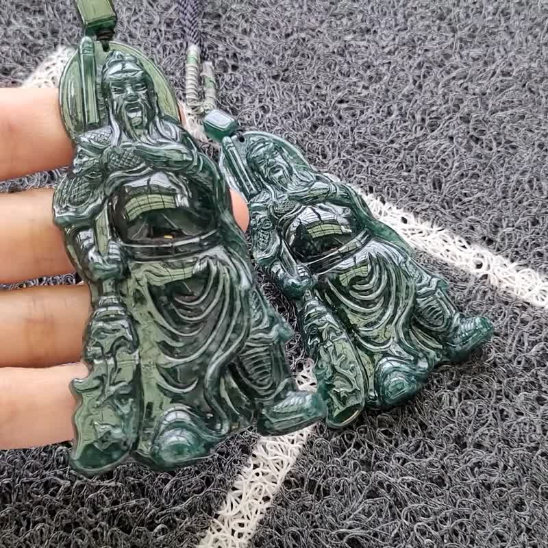 【亲翠】天然危地马拉翡翠 冰绿关圣帝君立体牌型调整式绳链 佛系 - 项链 - 玉石 绿色