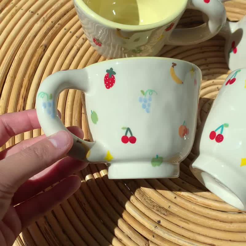 咖啡杯混合水果 - 花瓶/陶器 - 陶 多色