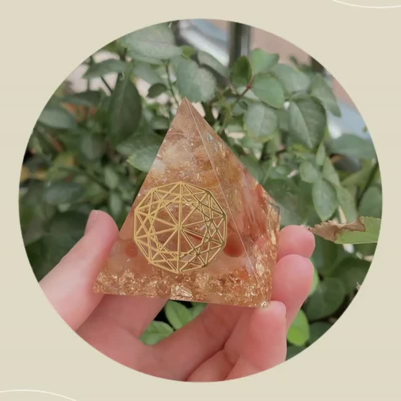 【白水晶+黄水晶+红兔毛】奥根能量塔Orgonite (6cm/5cm/4cm) - 摆饰 - 水晶 