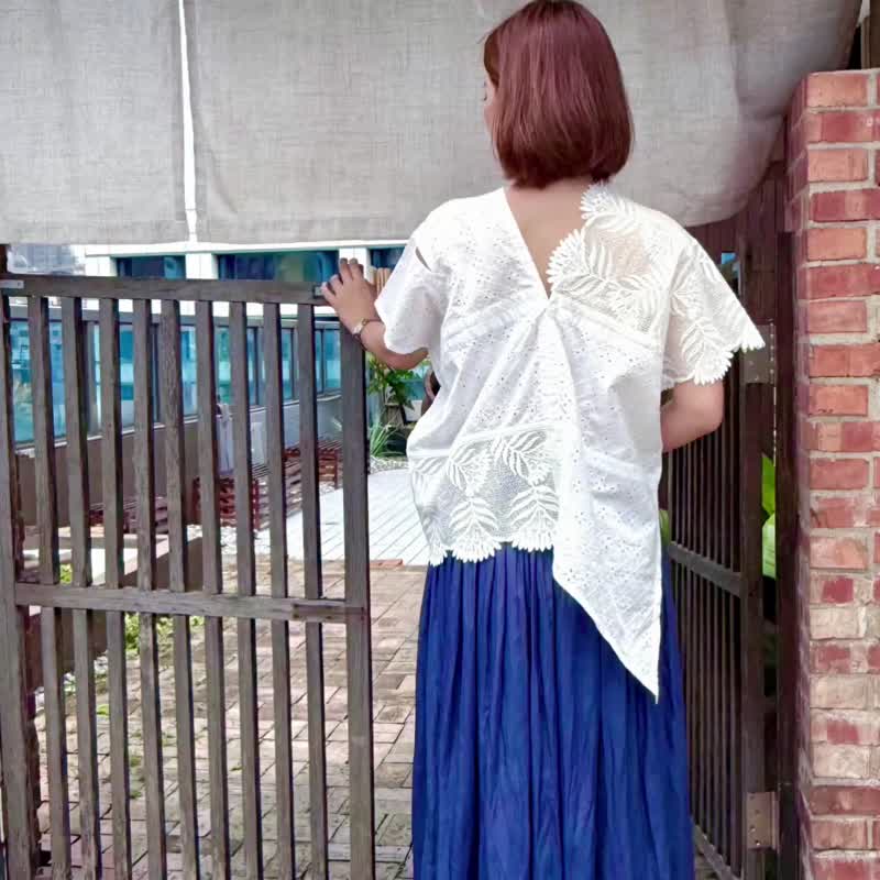 独一无二纯棉刺绣白色浪漫花朵蕾丝不对称侧打结四角衣四方衣 - 女装衬衫 - 棉．麻 白色