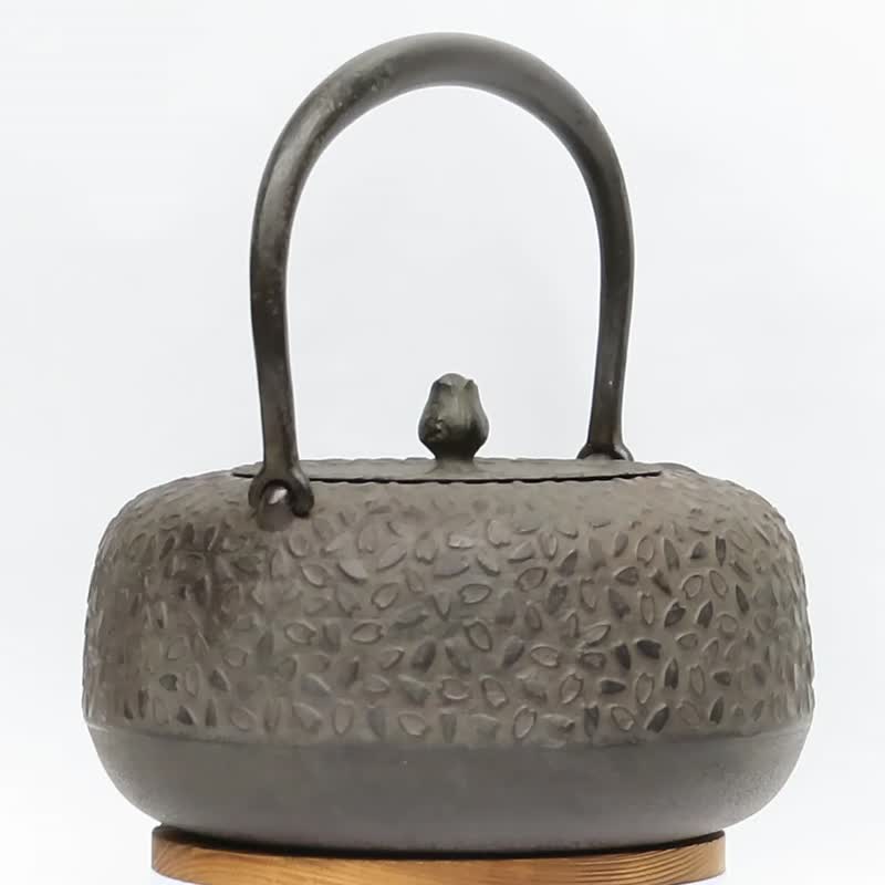 南部铁器 铁瓶 手工铁壶 岩户贤一郎 平丸樱1.6L 日本制 - 茶具/茶杯 - 其他金属 咖啡色