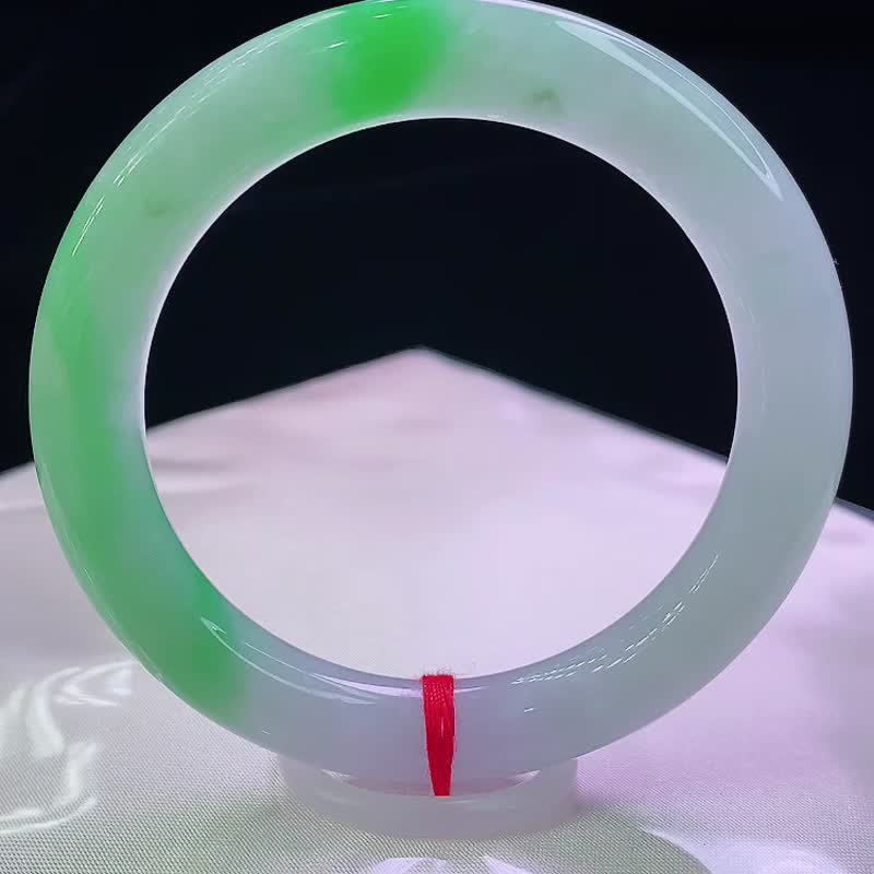 缅甸老坑 天然A货翡翠手镯 圈口55.2MM 冰糯俏绿水头足 编号01814 - 手链/手环 - 玉石 