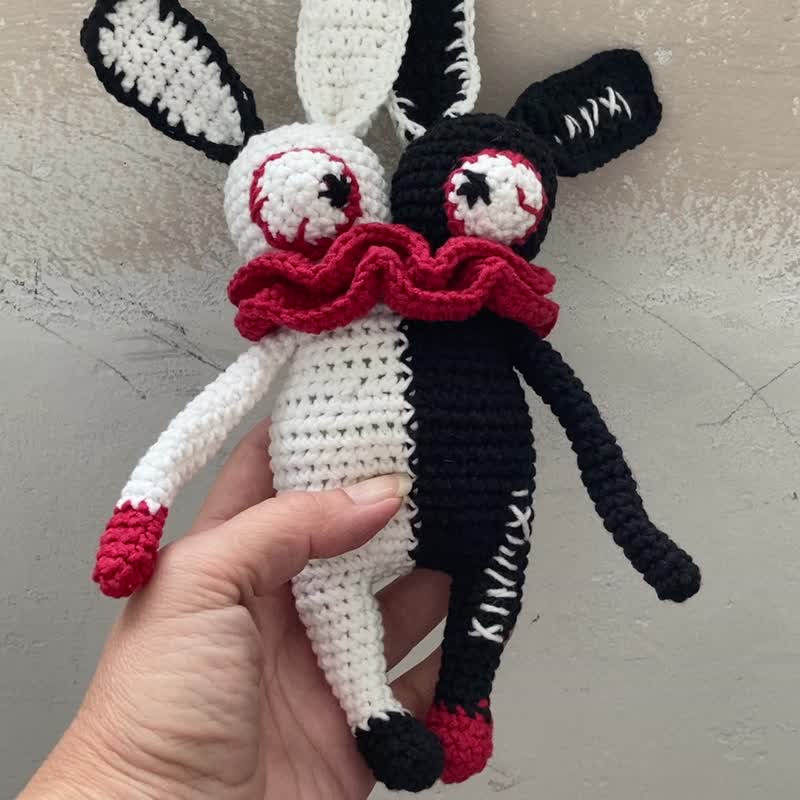 双头僵尸兔子、钩针万圣节玩具、恐怖娃娃 - 玩具/玩偶 - 棉．麻 黑色