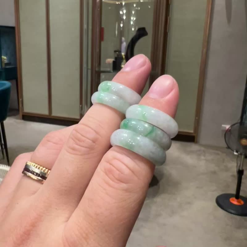 嫩芽 | 冰飘绿玉圈戒 - 戒指 - 玉石 绿色
