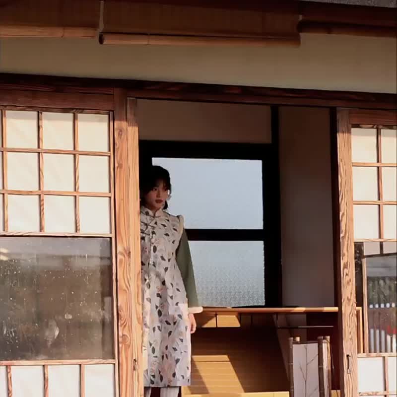 白綠碎花拼接 秋冬加厚假兩件洋裝外套 新中式中秋春節改良旗袍 - 旗袍 - 聚酯纤维 绿色