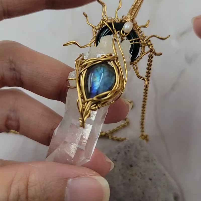 手工绕线 白水晶柱 拉长石 长颈链 - 项链 - 其他金属 