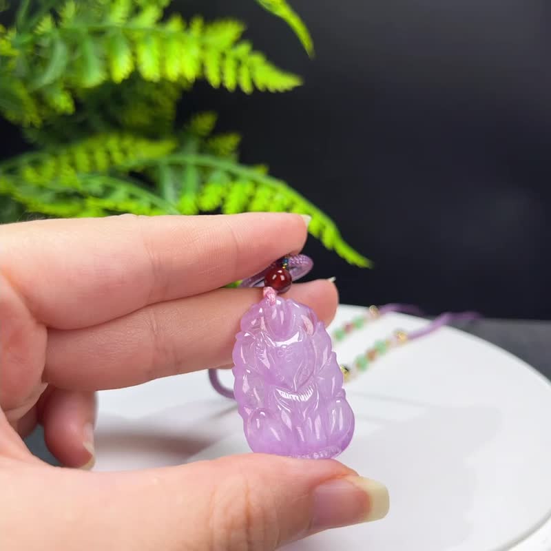 紫锂辉九尾狐吊坠 双面手雕 星光猫眼 薰衣草紫色水晶 平和积极 - 项链 - 水晶 紫色