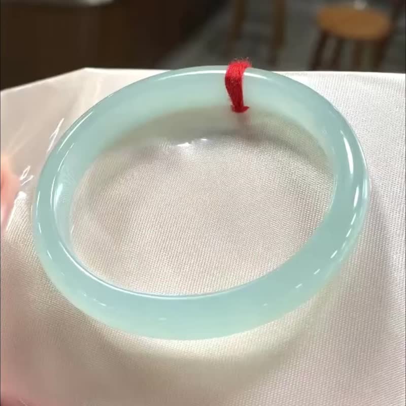 冰种翡翠天然翡翠玉镯A玉手镯 玉鈪 • 冰种晴水翡翠贵妃镯 - 手链/手环 - 玉石 绿色