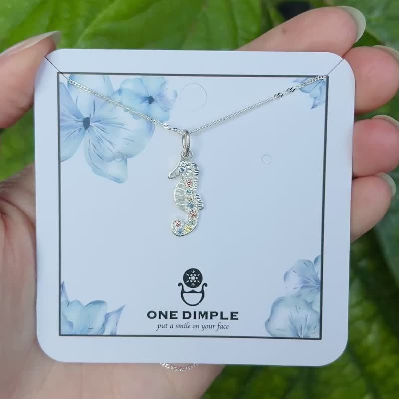 海马 手工雕刻 天然宝石 彩色蓝宝石 925银 - 项链 - 纯银 银色