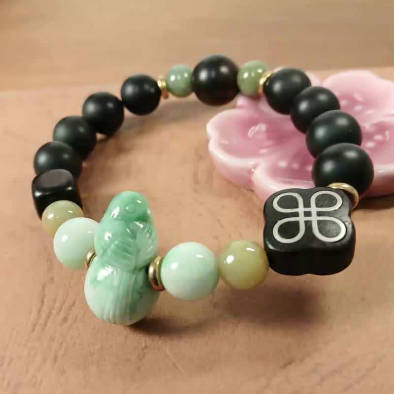 珠串雕刻手链 喜鹊 白底青缅甸玉+黑曜石/可爱生动 雾面 - 手链/手环 - 玉石 绿色