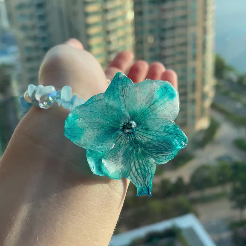 海蓝宝石与干燥兰花项链 - 项链 - 半宝石 蓝色