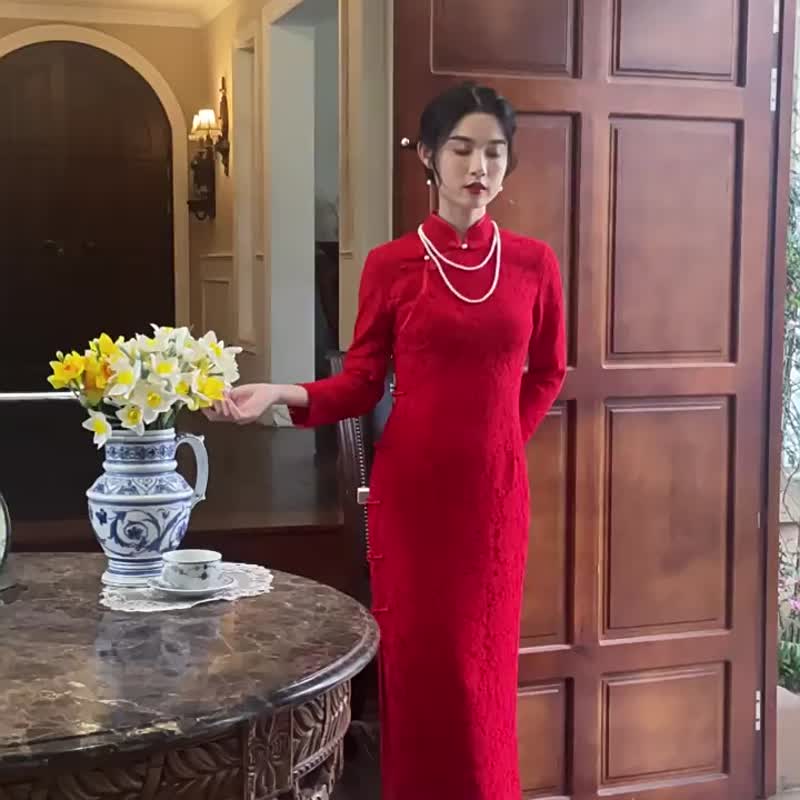 正紅色 曼麗 蕾絲中高開衩改良旗袍  復古改良中式新娘敬酒服禮服 - 旗袍 - 聚酯纤维 红色