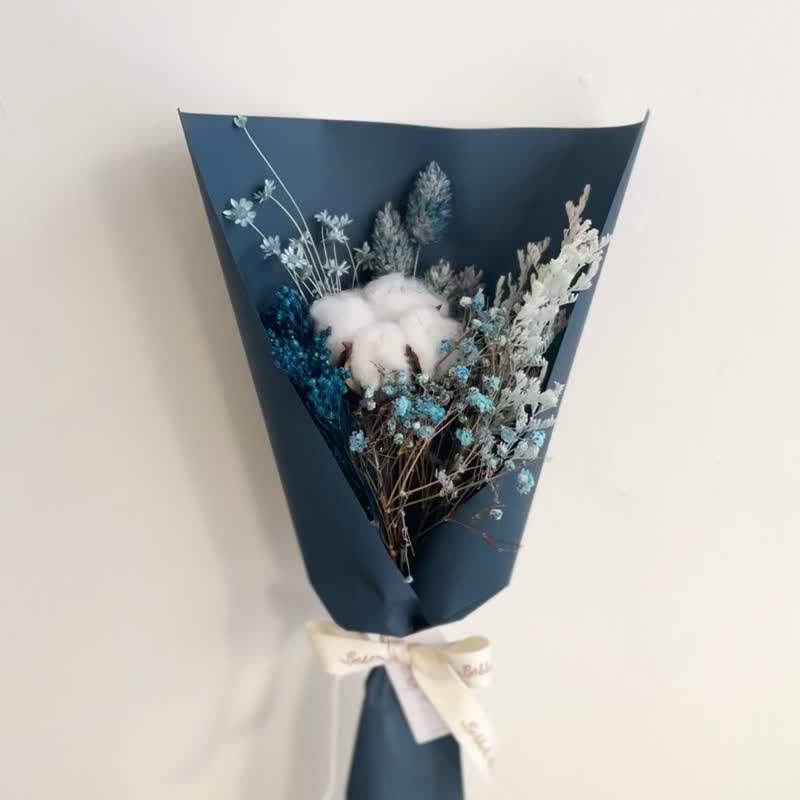 【独家 开运干燥花花束】• 情人节花束/生日花束/干燥花花束 - 干燥花/捧花 - 植物．花 蓝色