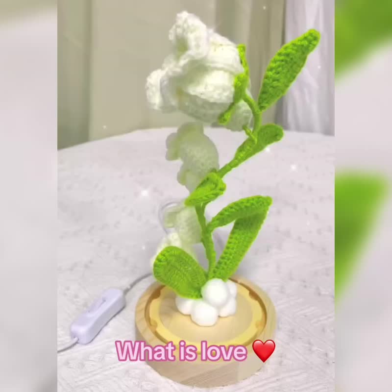 毕业礼物 毕业花束 定制化礼物2025手工铃兰花夜灯 - USB新奇居家 - 摆饰 - 绣线 多色