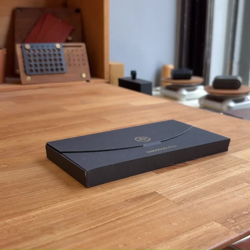 UNIC经典皮革表带/ Apple watch Ultra3专用真皮表带【可定制化】 - 表带 - 真皮 咖啡色