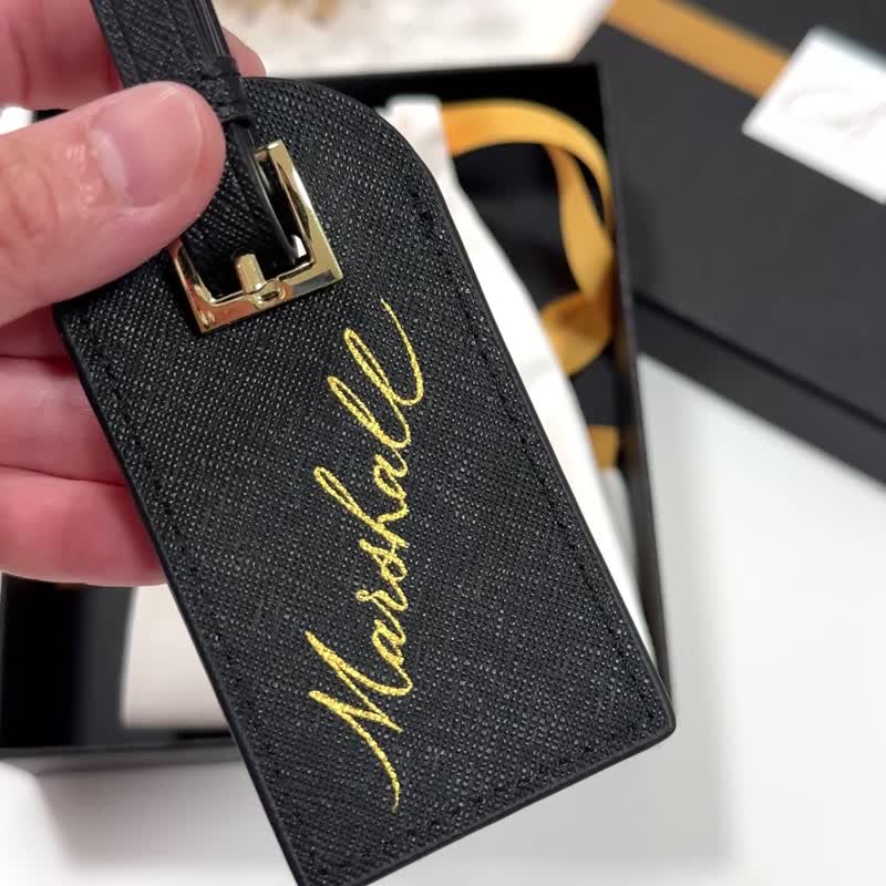 【客制】真皮 行李牌 烫金 名字 定制 散水 结婚 旅行 毕业 礼物 - 行李吊牌 - 真皮 黑色