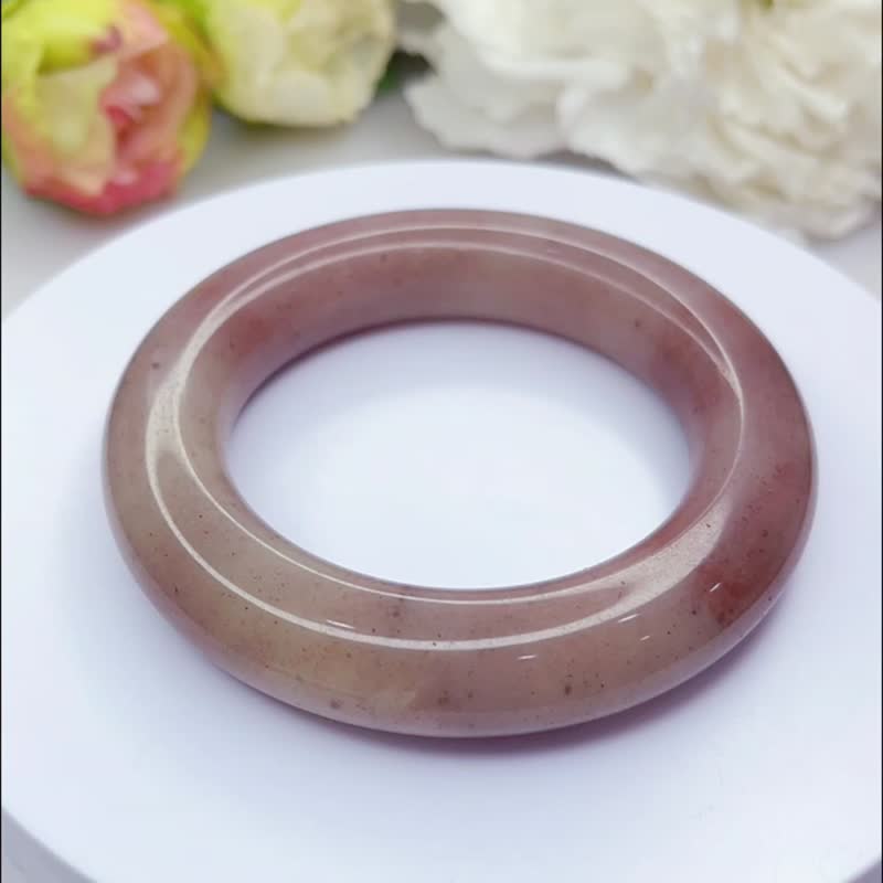 NO.82稀有小红莓渐变色 56MM 圈口 玉镯佘太翠 佘太玉 手镯 圆镯 - 手链/手环 - 玉石 多色