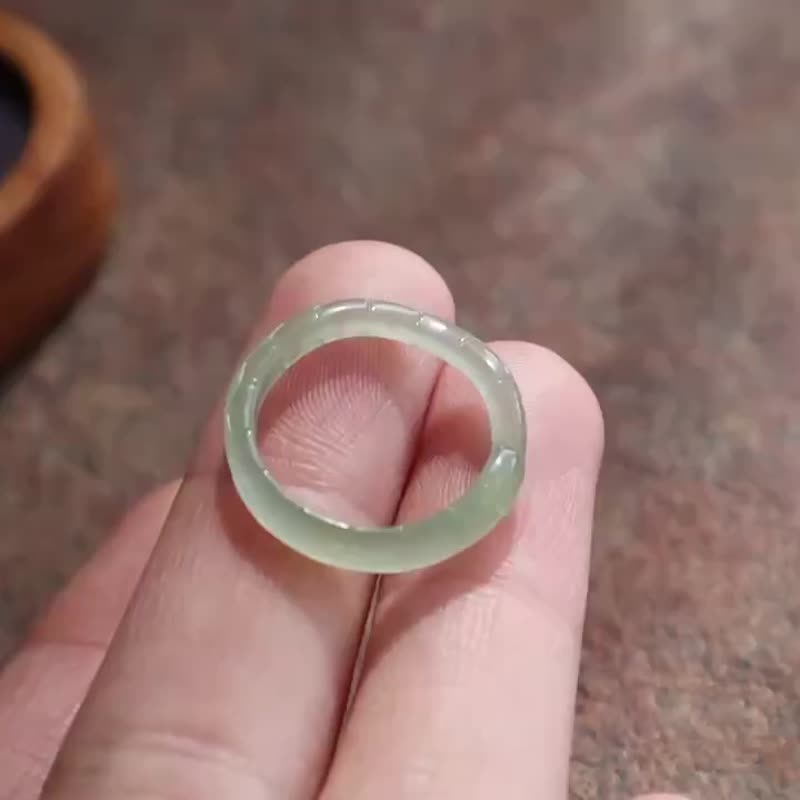 天然和田玉雕刻生肖蛇戒指 冰底晴水料 玉质细腻 内径17mm - 戒指 - 玉石 