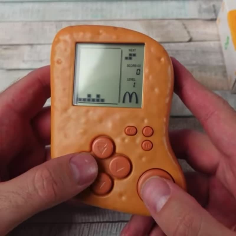 【圣诞礼物热卖 】搞怪圣诞礼物 Tetris x Mcdonald 麦乐鸡游戏机 - 数码小物 - 塑料 橘色