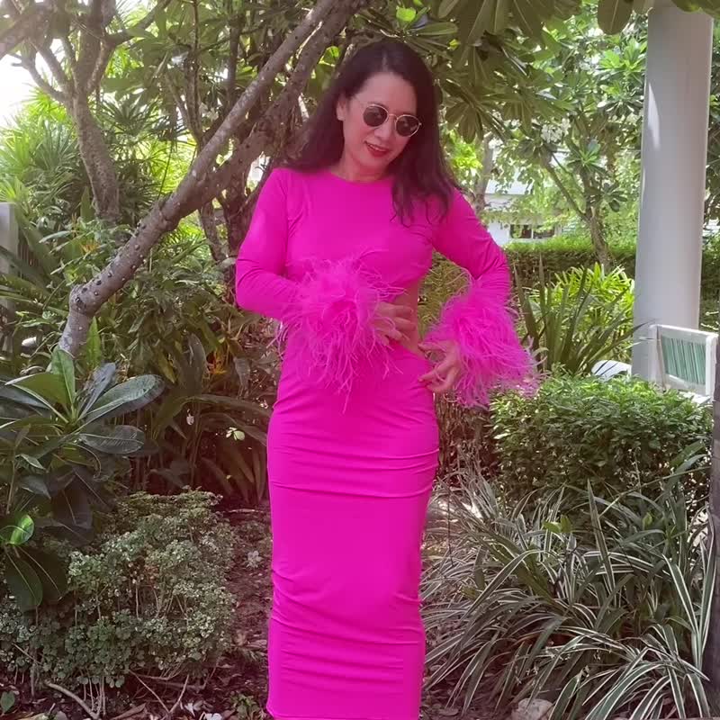 Jess hot pink  feathers bodycon midi dress for women - 洋装/连衣裙 - 聚酯纤维 粉红色