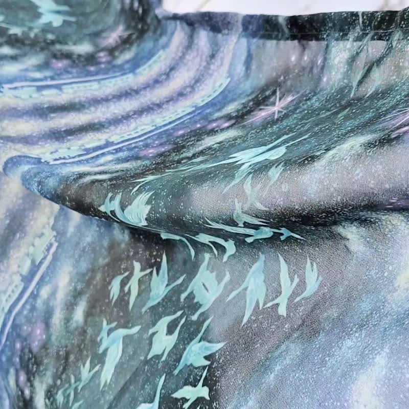 两周【天蝎座的约定．墨玉绿】艺术围巾 披肩 丝巾 星空 银河列车 男性礼物 - 女装上衣 - 聚酯纤维 黑色
