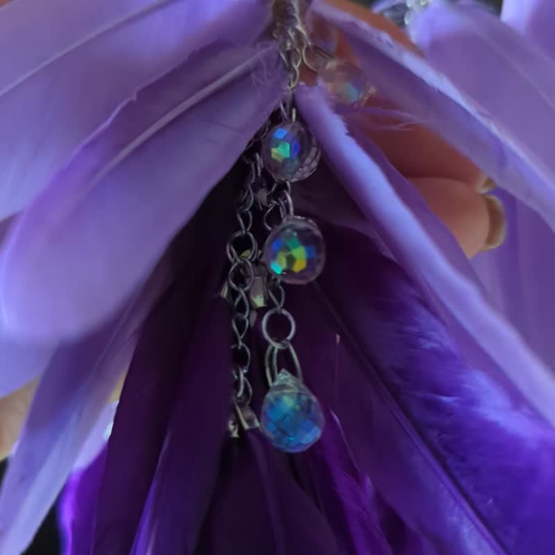 Gradient dream catcher | Purple dreamcatcher with teardrop sparkling beads - 墙贴/壁贴 - 玻璃 紫色