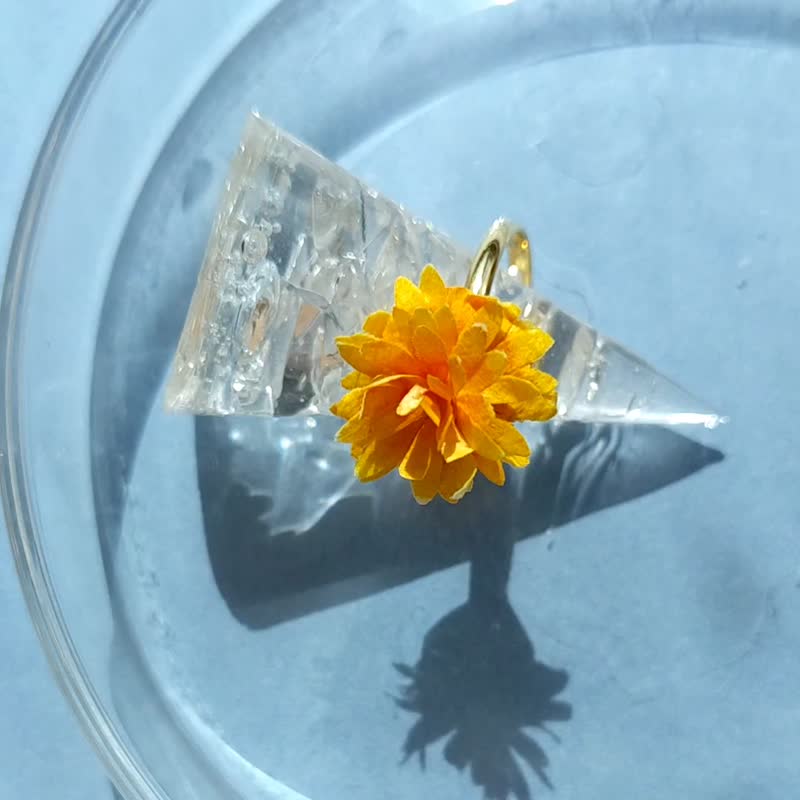 溶于水的戒指　蒲公英 - 戒指 - 树脂 白色