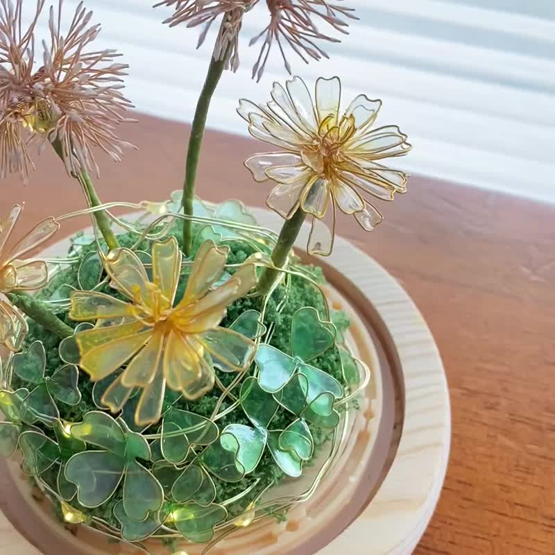 Jocelyn 水晶花玻璃钟罩 - 蒲公英与幸运草/沾浸艺术/毕业礼物/树脂 - 植栽 - 树脂 黄色