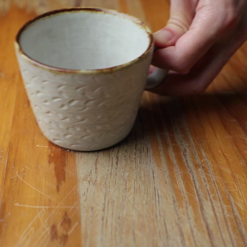 春郎陶-小麦刻纹白釉马克杯250ml - 咖啡杯/马克杯 - 陶 